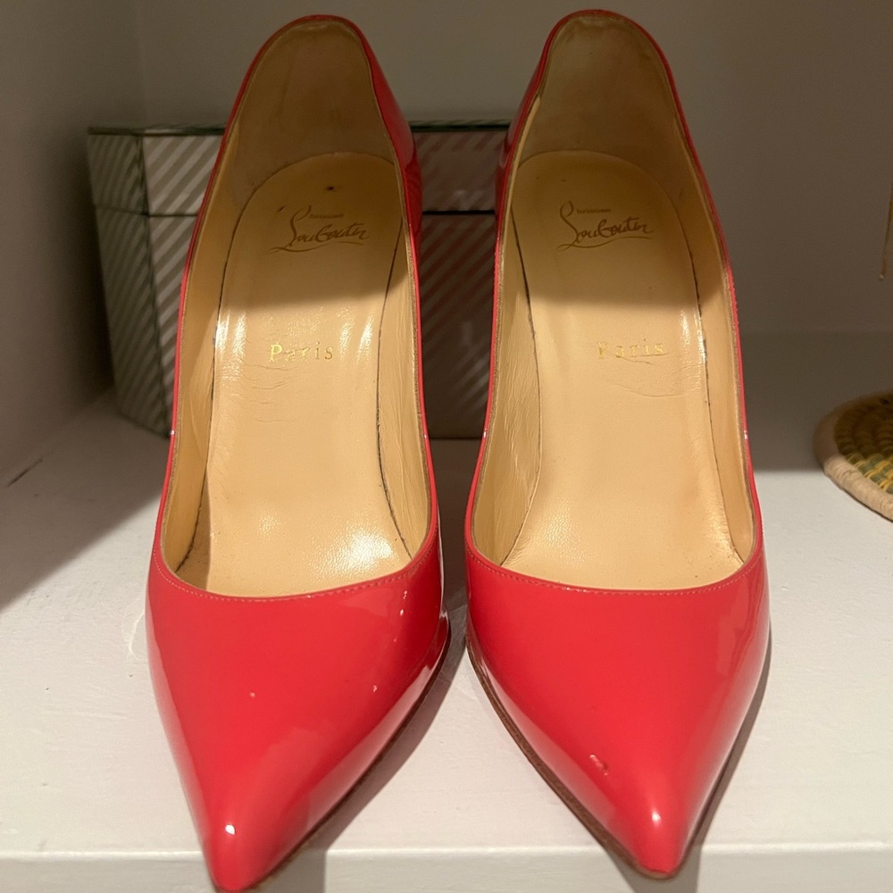 Christian Louboutin So Kate 100